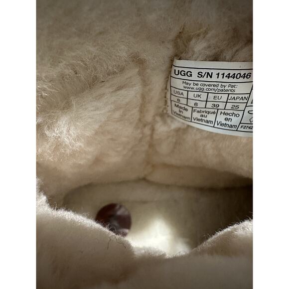 Ugg Classic Chillapeak Boots (Size 8) Platform Suede UggPlush Chestnut Brown NEW - Picture 6 of 7